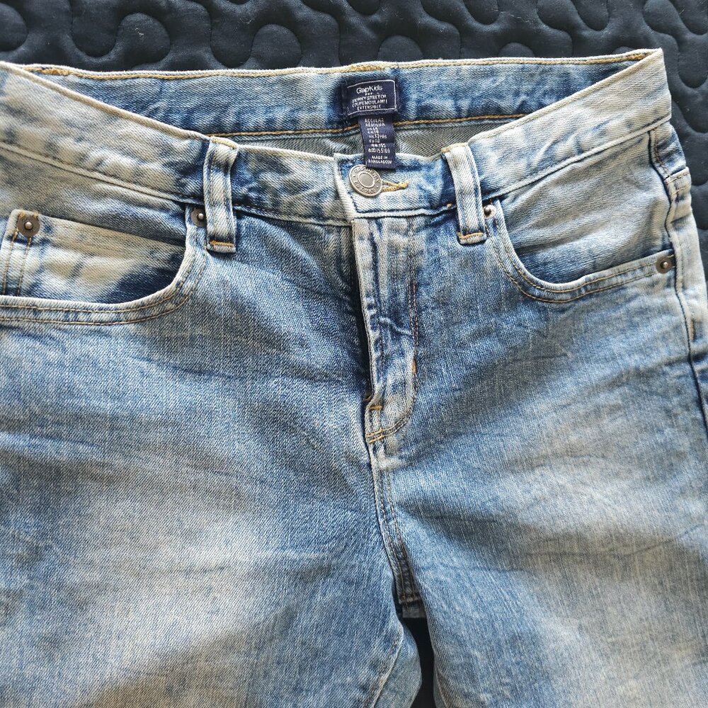 GapKids Slim Stretch Jeans – Light Wash 👖